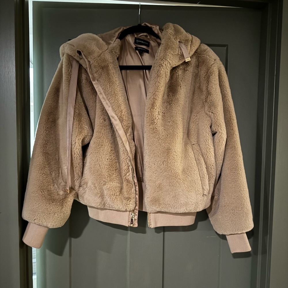 Carbon 38 fur jacket zip up